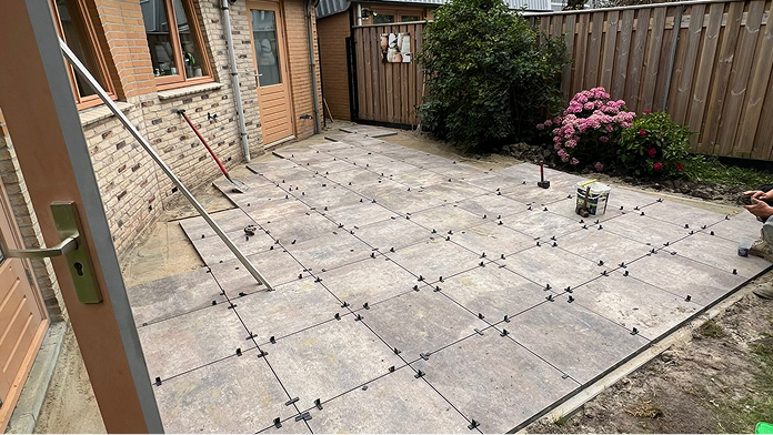 Voegen van bestrating